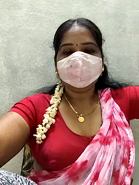 Snapshot of MaaliiiPonuTamil chatting on 03-10-26, 05:18 MaaliiiPonuTamil online show from 03-10-26, 05:18