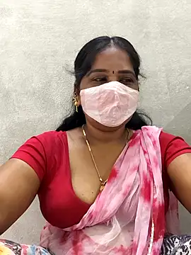 Snapshot of MaaliiiPonuTamil chatting on 03-13-26, 05:03 MaaliiiPonuTamil online show from 03-13-26, 05:03