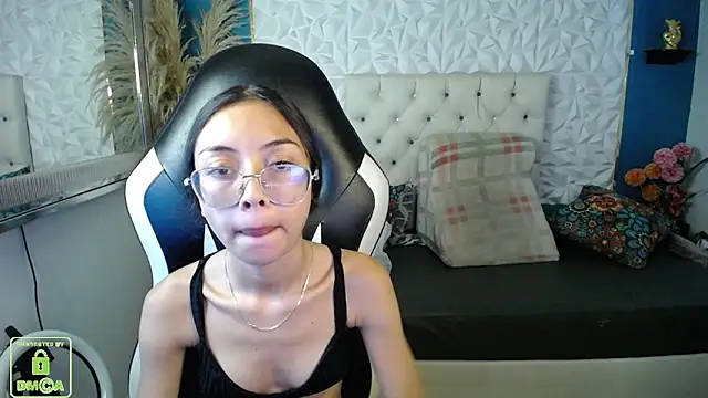 NathaliaSweet 11 online show from 03-06-26, 02:13