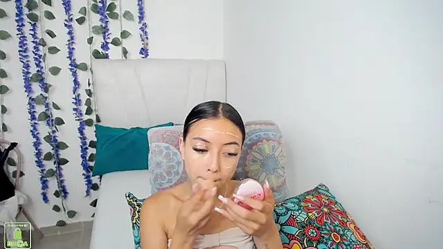 Snapshot of NathaliaSweet_11 chatting on 05-21-26, 02:35 NathaliaSweet 11 online show from 05-21-26, 02:35