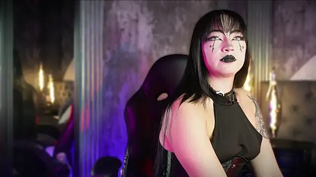 Aylen darkmoor online show from 07-04-26, 05:41