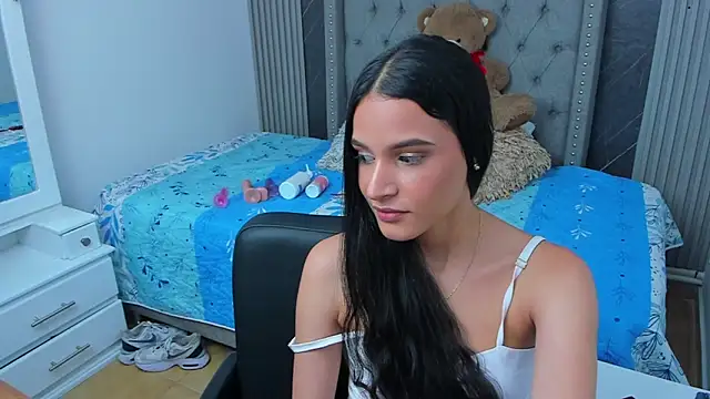 Snapshot of Susieeve chatting on 01-04-25, 12:48 Susieeve online show from 01-04-25, 12:48