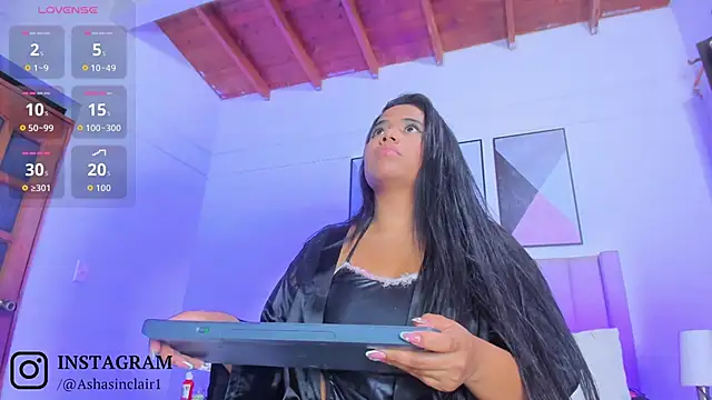 Snapshot of AshaSinclair chatting on 09-10-25, 04:12 AshaSinclair online show from 09-10-25, 04:12