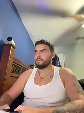 Snapshot of MasterKvn chatting on 01-04-25, 05:48 MasterKvn online show from 01-04-25, 05:48