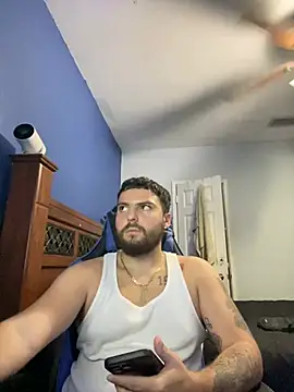 Snapshot of MasterKvn chatting on 01-09-25, 10:09 MasterKvn online show from 01-09-25, 10:09