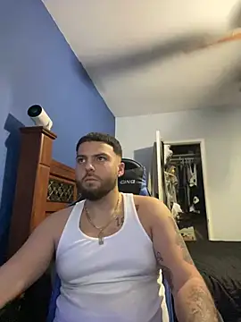 Snapshot of MasterKvn chatting on 01-15-25, 03:22 MasterKvn online show from 01-15-25, 03:22