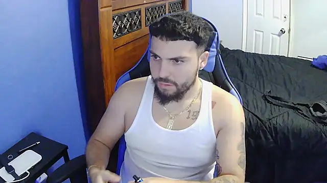 Snapshot of MasterKvn chatting on 03-15-25, 09:09 MasterKvn online show from 03-15-25, 09:09