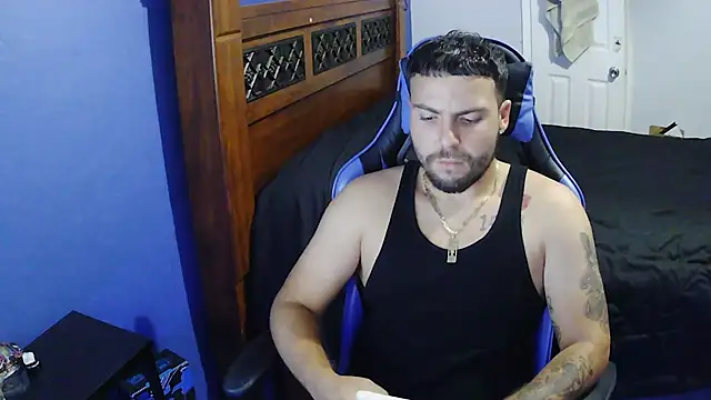 Snapshot of MasterKvn chatting on 10-30-25, 06:15 MasterKvn online show from 10-30-25, 06:15