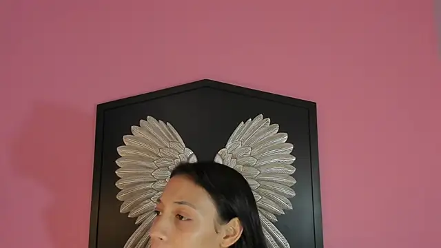 lupeebony online show from 07-18-26, 07:50