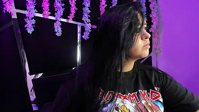 Victoria Rossy online show from 09-29-25, 07:51