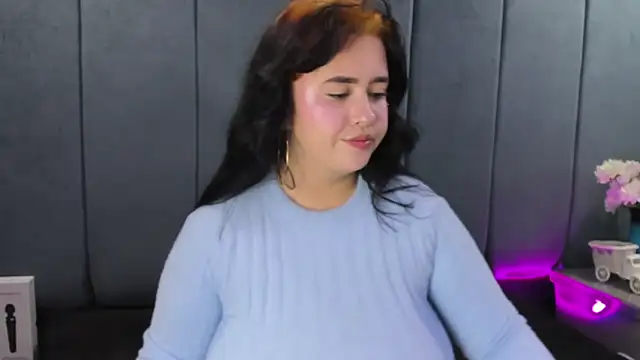 Victoria Rossy online show from 04-23-26, 09:39