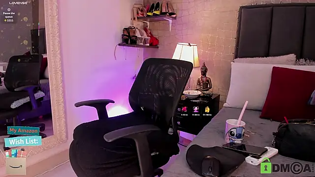 Snapshot of Mariana_c1 chatting on 02-05-26, 03:16 Mariana c1 online show from 02-05-26, 03:16