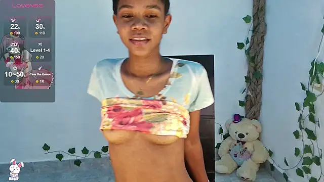 Luciia cute online show from 03-11-25, 06:43