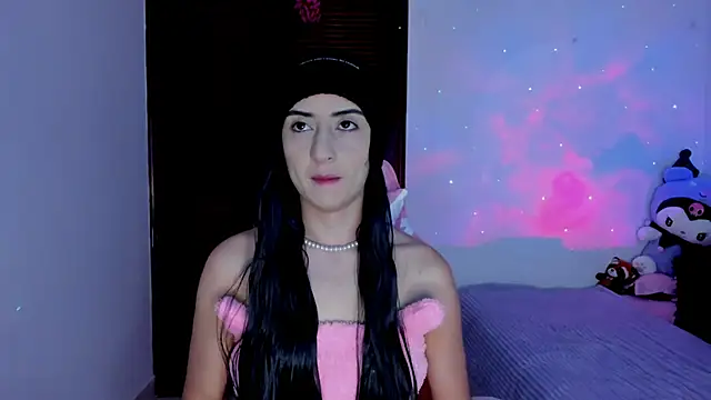 Snapshot of gabyye_capprins chatting on 03-06-25, 07:10 gabyye capprins online show from 03-06-25, 07:10