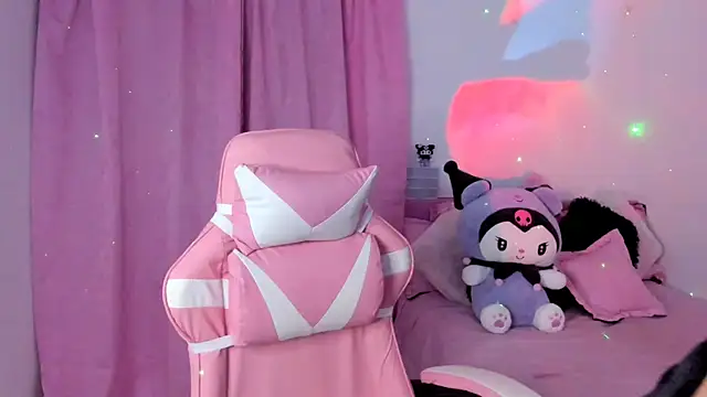 Snapshot of gabyye_capprins chatting on 03-20-25, 07:25 gabyye capprins online show from 03-20-25, 07:25