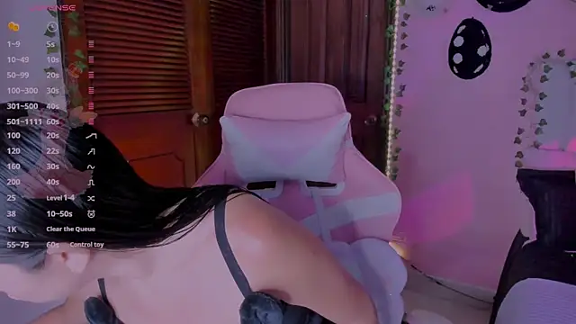 Snapshot of gabyye_capprins chatting on 09-19-25, 09:15 gabyye capprins online show from 09-19-25, 09:15