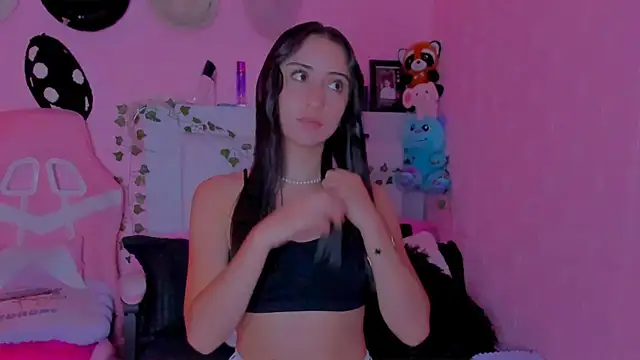 Snapshot of gabyye_capprins chatting on 09-28-25, 12:16 gabyye capprins online show from 09-28-25, 12:16