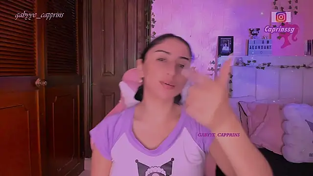 Snapshot of gabyye_capprins chatting on 03-04-26, 12:16 gabyye capprins online show from 03-04-26, 12:16