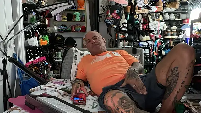 Snapshot of joeytatts66 chatting on 07-01-26, 02:24 joeytatts66 online show from 07-01-26, 02:24
