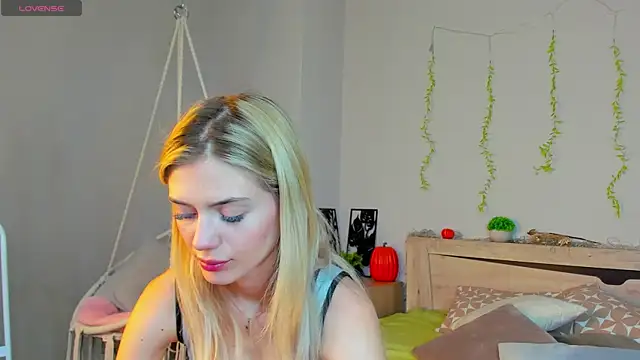 Cherry Price online show from 07-08-26, 12:04