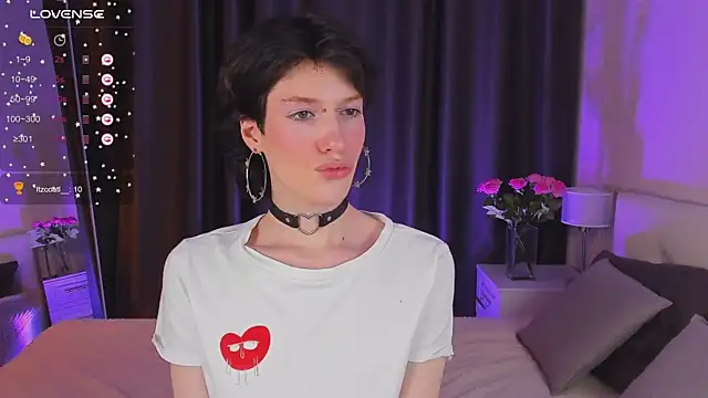 Snapshot of Kolette_Gray chatting on 03-02-25, 08:27 Kolette Gray online show from 03-02-25, 08:27