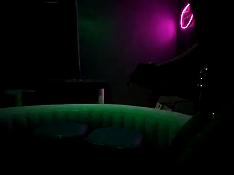 Spunwhiteboy1992 online show from 12-15-25, 10:19