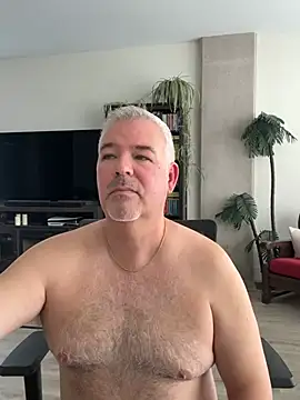 Snapshot of aarosteev2 chatting on 03-24-26, 01:05 aarosteev2 online show from 03-24-26, 01:05