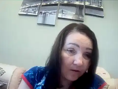 Snapshot of ClaireSunset chatting on 06-18-26, 05:17 ClaireSunset online show from 06-18-26, 05:17