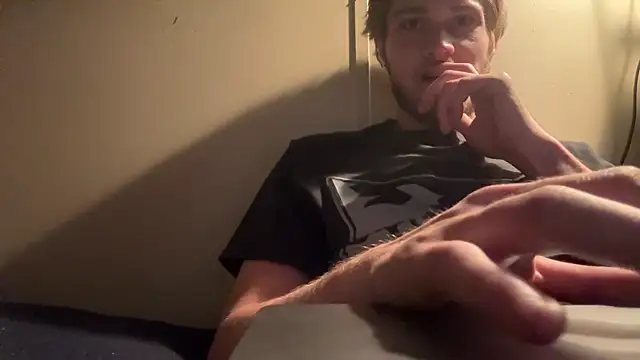 Snapshot of anomalies_ig chatting on 12-18-25, 06:52 anomalies ig online show from 12-18-25, 06:52