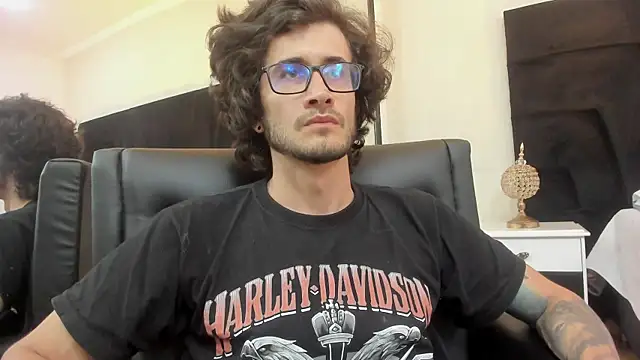 Snapshot of Loggan_donnelly chatting on 01-30-25, 02:16 Loggan donnelly online show from 01-30-25, 02:16