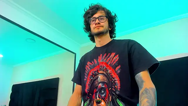 Snapshot of Loggan_donnelly chatting on 02-02-25, 08:41 Loggan donnelly online show from 02-02-25, 08:41