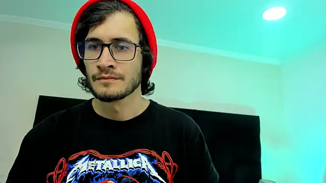 Snapshot of Loggan_donnelly chatting on 02-09-25, 08:13 Loggan donnelly online show from 02-09-25, 08:13