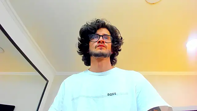 Snapshot of Loggan_donnelly chatting on 02-14-25, 12:30 Loggan donnelly online show from 02-14-25, 12:30