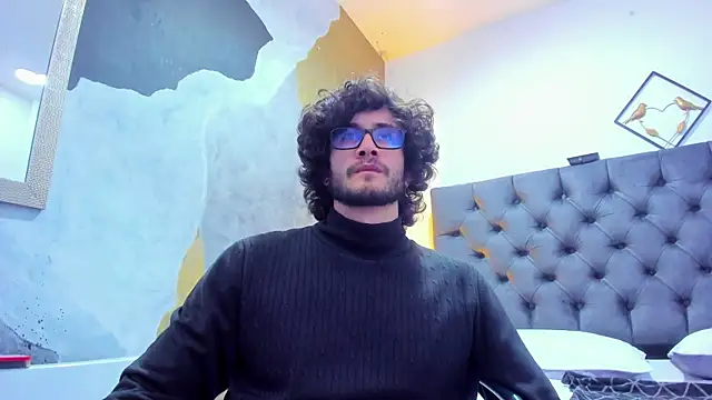 Snapshot of Loggan_donnelly chatting on 02-27-25, 09:04 Loggan donnelly online show from 02-27-25, 09:04