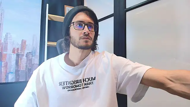 Snapshot of Loggan_donnelly chatting on 03-13-25, 08:11 Loggan donnelly online show from 03-13-25, 08:11