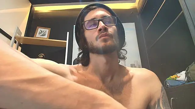 Snapshot of Loggan_donnelly chatting on 03-14-25, 02:20 Loggan donnelly online show from 03-14-25, 02:20