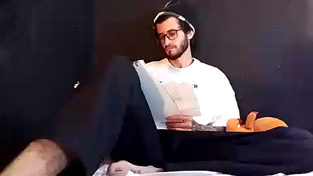 Snapshot of Loggan_donnelly chatting on 10-27-25, 07:29 Loggan donnelly online show from 10-27-25, 07:29