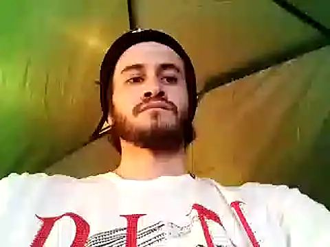 Snapshot of Loggan_donnelly chatting on 11-01-25, 06:43 Loggan donnelly online show from 11-01-25, 06:43