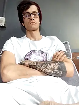 Snapshot of Loggan_donnelly chatting on 03-09-26, 07:51 Loggan donnelly online show from 03-09-26, 07:51