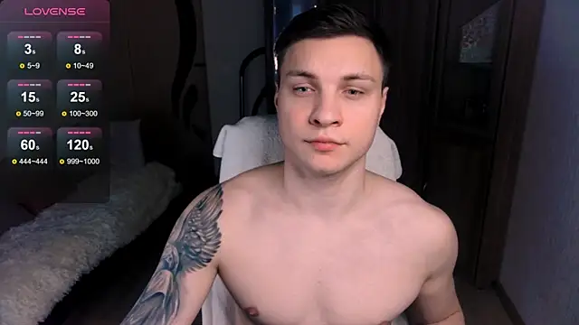 Snapshot of handsome_guy01 chatting on 01-21-25, 01:08 handsome guy01 online show from 01-21-25, 01:08