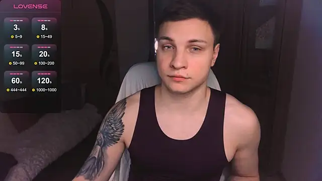 Snapshot of handsome_guy01 chatting on 01-24-25, 06:56 handsome guy01 online show from 01-24-25, 06:56