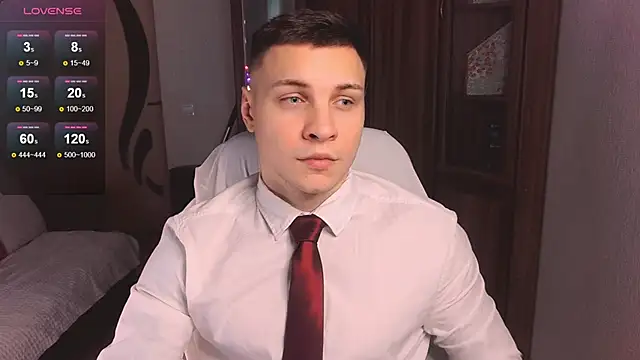 Snapshot of handsome_guy01 chatting on 02-01-25, 04:56 handsome guy01 online show from 02-01-25, 04:56