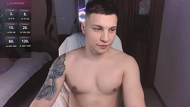 Snapshot of handsome_guy01 chatting on 02-01-25, 08:08 handsome guy01 online show from 02-01-25, 08:08