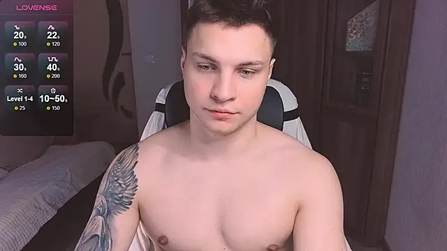 Snapshot of handsome_guy01 chatting on 02-12-25, 09:11 handsome guy01 online show from 02-12-25, 09:11