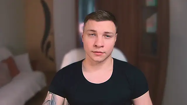 Snapshot of handsome_guy01 chatting on 02-23-25, 02:07 handsome guy01 online show from 02-23-25, 02:07