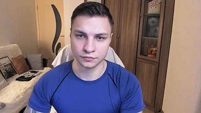 Snapshot of handsome_guy01 chatting on 09-27-25, 07:30 handsome guy01 online show from 09-27-25, 07:30
