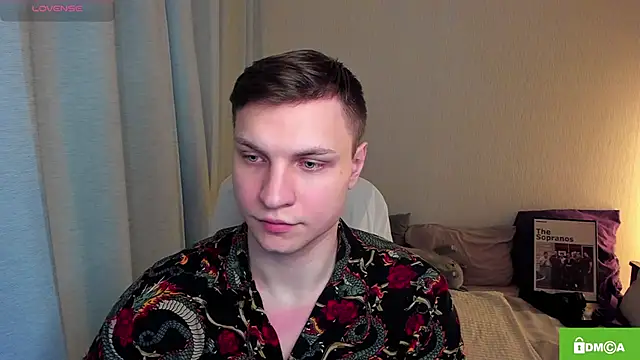 Snapshot of handsome_guy01 chatting on 05-14-26, 04:19 handsome guy01 online show from 05-14-26, 04:19