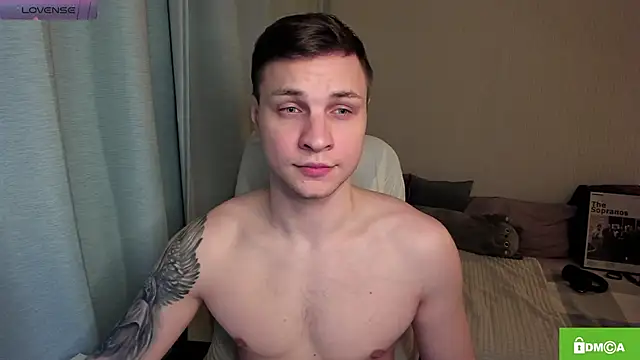Snapshot of handsome_guy01 chatting on 05-24-26, 08:14 handsome guy01 online show from 05-24-26, 08:14