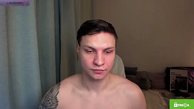Snapshot of handsome_guy01 chatting on 06-01-26, 02:02 handsome guy01 online show from 06-01-26, 02:02