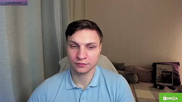 Snapshot of handsome_guy01 chatting on 06-08-26, 10:43 handsome guy01 online show from 06-08-26, 10:43